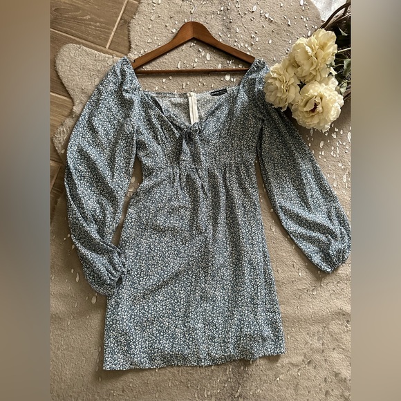 Dresses & Skirts - Women dress